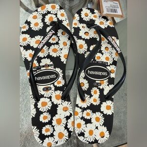 Havaianas Flip Flops in Black, White & Orange Daisy Print